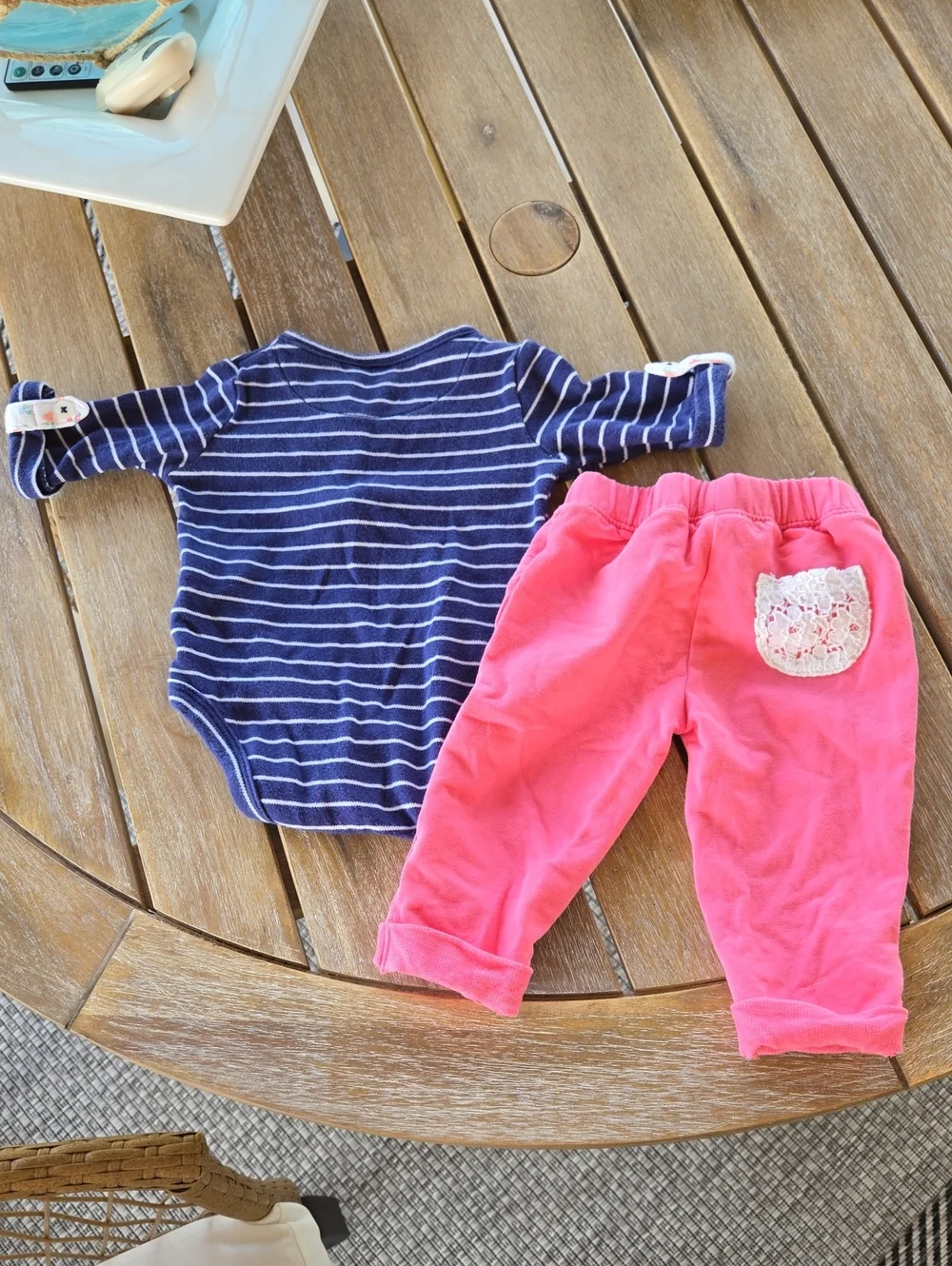 Carters girls pink 3 mo matching outfit set Lace Flowers Cotton Comfy Cute Cozy